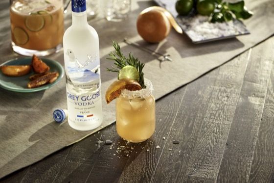 Six Second Cocktails - Winter Scarves | Grey Goose Vodka