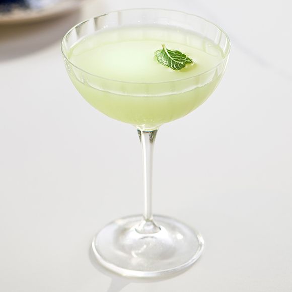 Vodka Cocktail Recipes and Drinks | GREY GOOSE®